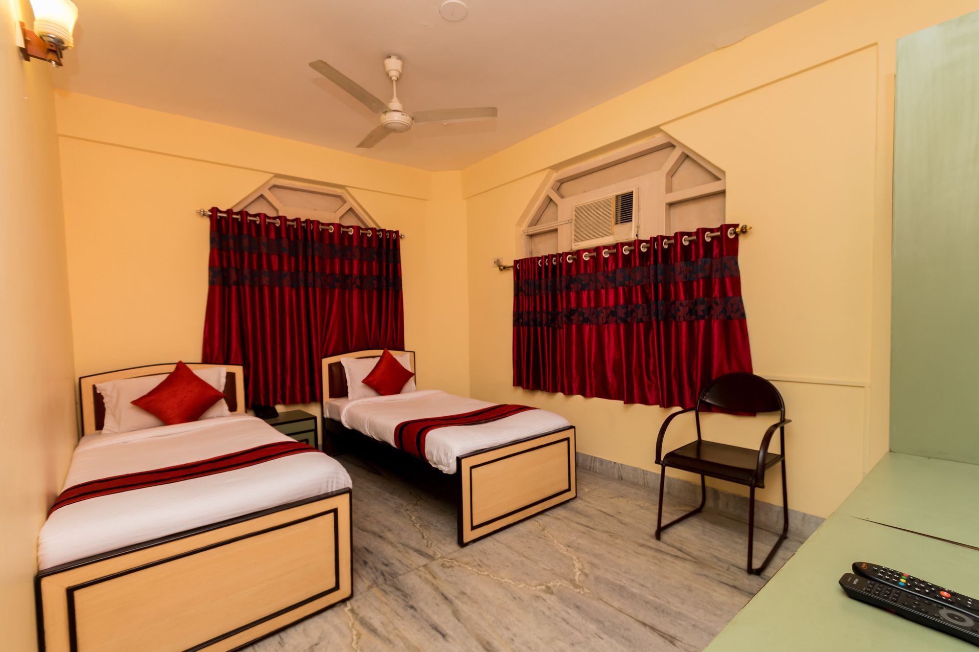 Super Hotel O Alipore Near Chetla Formerly Alipore Guest House Alīpur Zewnętrze zdjęcie